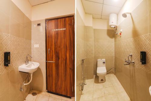 Ένα μπάνιο στο FabHotel Rachna Palace and Banquets - Nr Lekhraj Metro Station