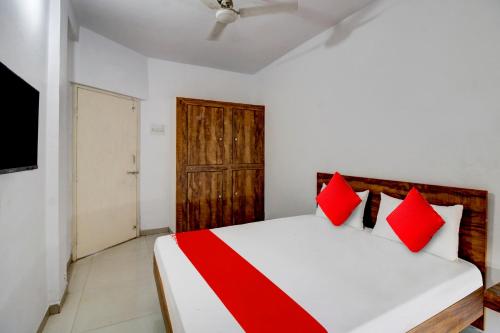 Katil atau katil-katil dalam bilik di Hotel O The Golden Key