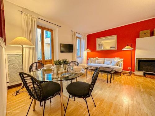 RED81 Suite - 10 min dal Duomo - 2 camere