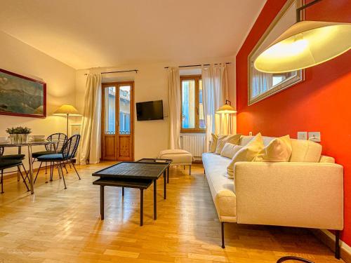 RED81 Suite - 10 min dal Duomo - 2 camere