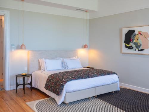 Ένα ή περισσότερα κρεβάτια σε δωμάτιο στο Château Grand Corbin - Bed & Breakfast