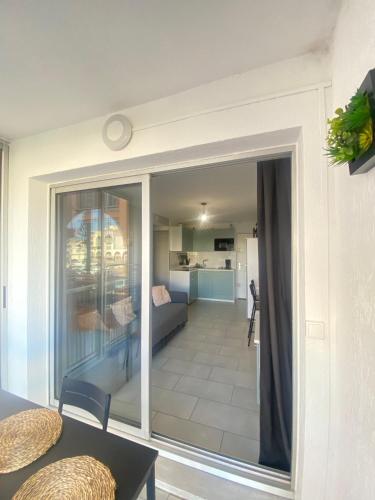 Charmant T2 à 200m plage