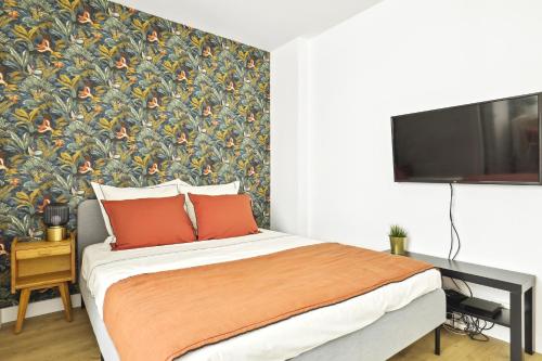 Luxury suite near Eiffel Tower