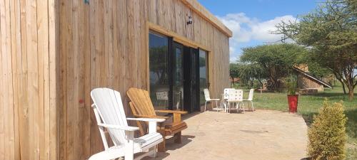 Gallery image of Amboseli Glass house in Oloitokitok 