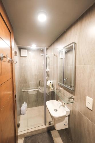 Koupelna v ubytování Terrace Suite