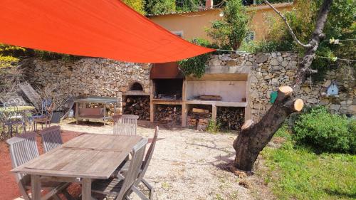 Photo de la galerie de l'établissement La provençale, à Roquevaire