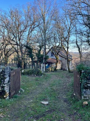 Charming detached house in beautiful Calvignac