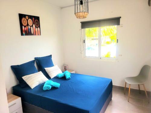 Ένα ή περισσότερα κρεβάτια σε δωμάτιο στο Birds paradise apartment