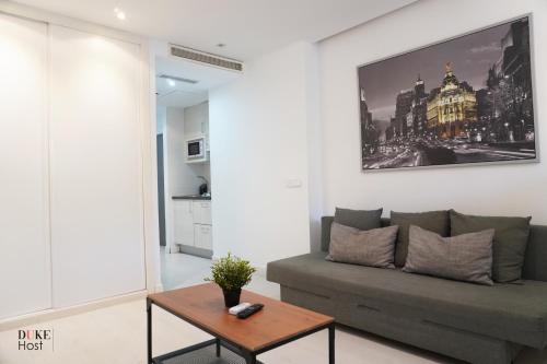 Almagro Apartments