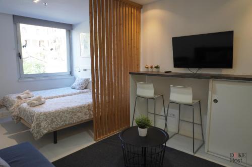 Almagro Apartments