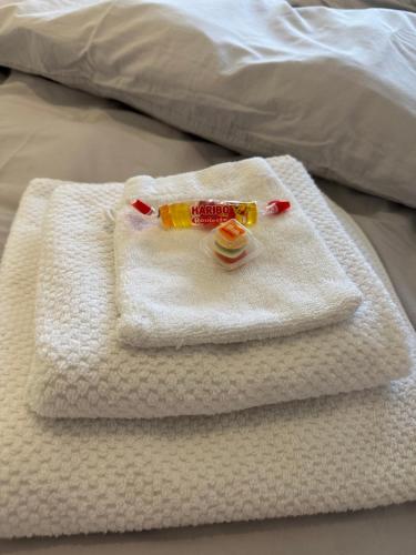 Postel nebo postele na pokoji v ubytování C- view Palace