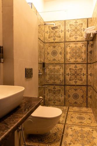 Salle de bains dans l'établissement Almost Heaven Suites