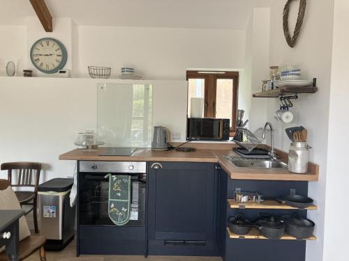 Dapur atau dapur kecil di Daveys
