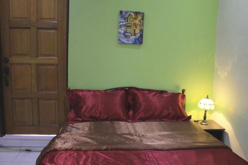 Postel nebo postele na pokoji v ubytování Memory Homestay