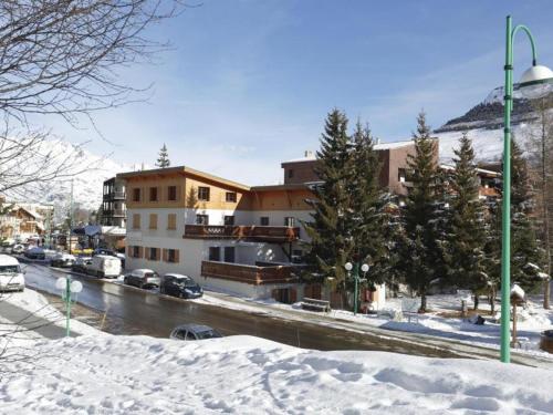 Appartement 3 pièces avec terrasse, proche des pistes pour 6 personnes