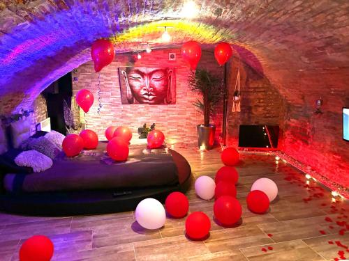 Fotografie z fotogalerie ubytování loveroom21 v destinaci Valenciennes