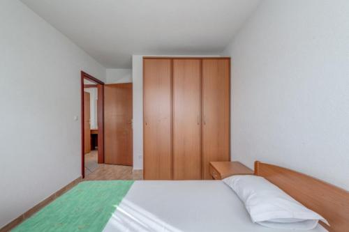 Ruža&Nikolina "1" apartmani - Baška Voda