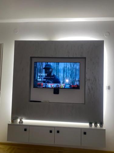 Apartman Filipにあるテレビまたはエンターテインメントセンター