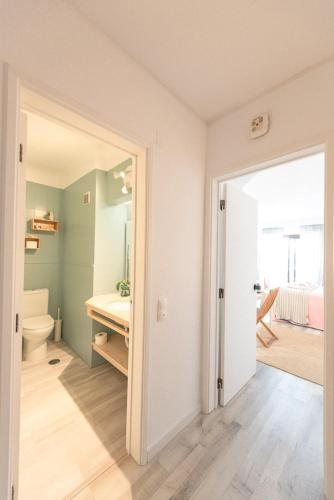 Albufeira Central Studio w swim pool and Seaview