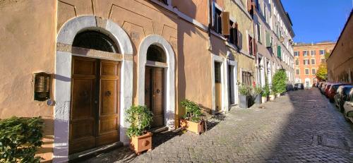 The Gem - Trastevere Cozy Retreat with pool