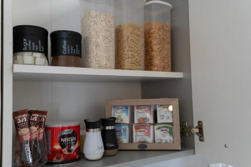 Kuchyň nebo kuchyňský kout v ubytování Apartment Naya