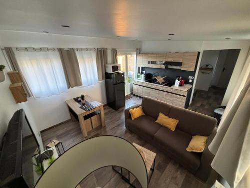 Kuchyň nebo kuchyňský kout v ubytování Maison confortable à Saint-André-les-Vergers 40 m², jardin