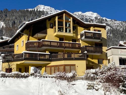 Residenz Maroi - Wasle