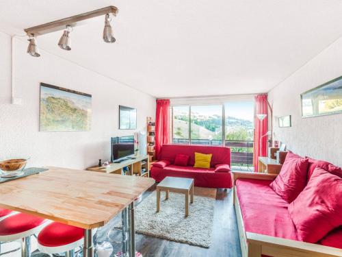 Studio cabine rénové avec parking couvert et casier à ski, proche centre - FR-1-515-96