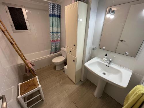 A bathroom at 2 Minutes From The Beach