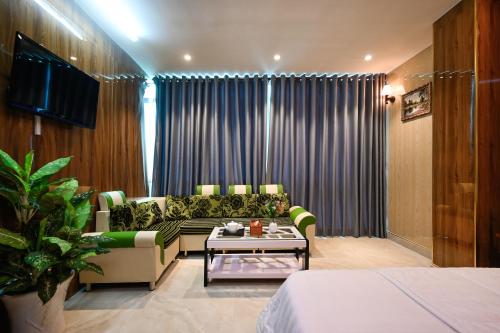 Μια τηλεόραση ή/και κέντρο ψυχαγωγίας στο Ly Ly Hotel