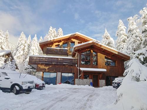 Chalet luxueux avec piscine intérieure