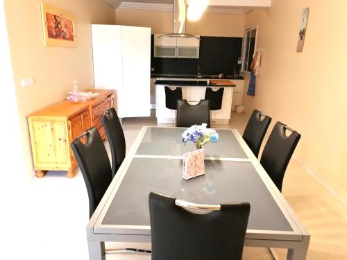 Kuchyň nebo kuchyňský kout v ubytování Dar Jamila