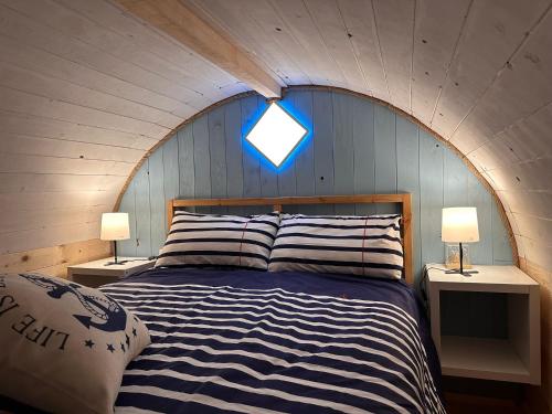Tiny House - Love Boat
