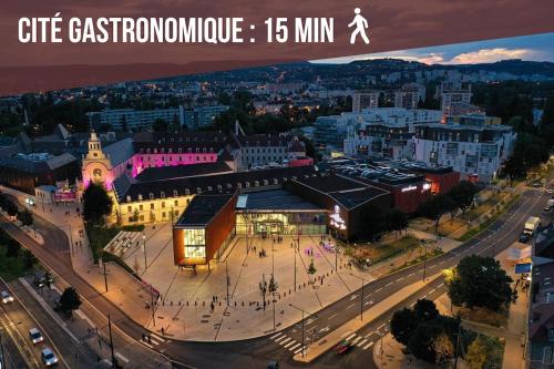 Le Richebourg - Place Wilson, Centre Ville