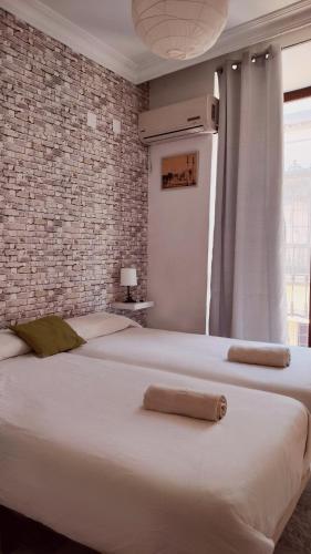 Apartamento en Sevilla Centro con Vistas a la Plaza Alameda de Hércules - Hasta 6 personas