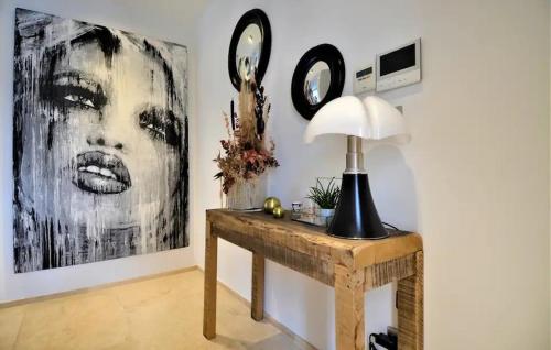 Photo de la galerie de l'établissement La Maison aux Parasols, à Saint-Laurent-des-Arbres