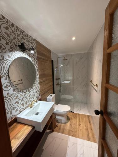 Koupelna v ubytování Hostal Campo Divino