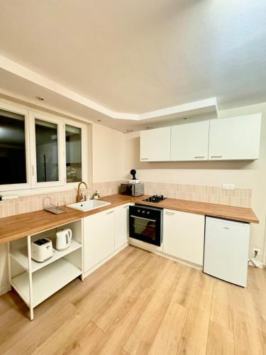 1-Cinema apartment 10 min from Futuroscope