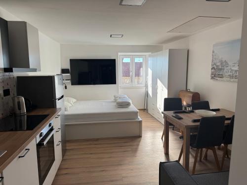 Seaview Apartment for 2