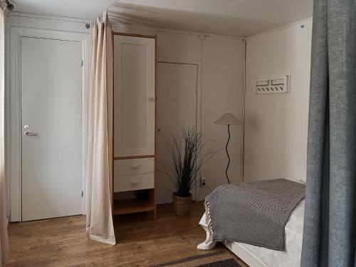 Gallery image of Grindstugan - Centralt och trevligt hus i Nora in Nora