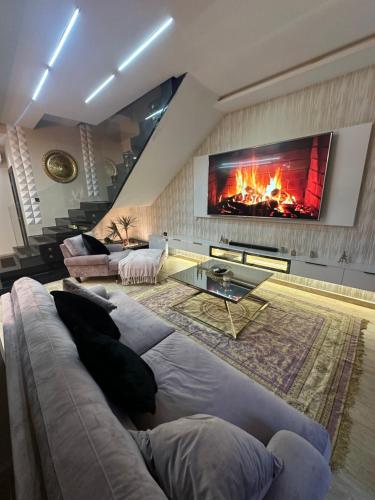 Luxury Central Cosy Villa