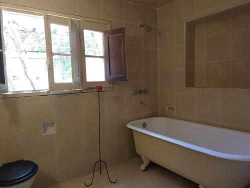 Ένα μπάνιο στο Waldhaus, la casa del bosque PA