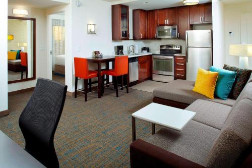 Residence Inn by Marriott Orlando Lake Nona Image