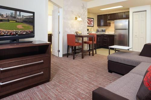 Residence Inn Minneapolis Downtown/City Center Image
