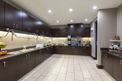 Køkken eller tekøkken på Residence Inn by Marriott Midland