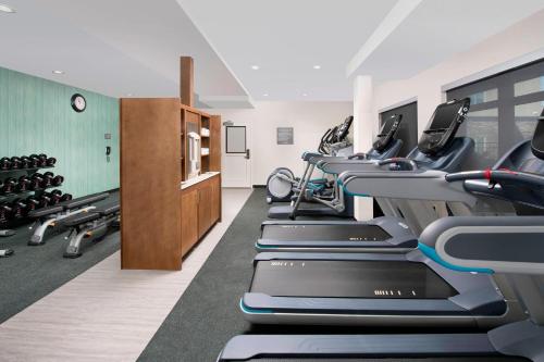Γυμναστήριο ή/και όργανα γυμναστικής στο Residence Inn by Marriott New Orleans Elmwood