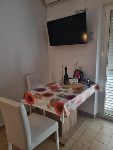Apartments with parking space Novalja, Pag - 23569
