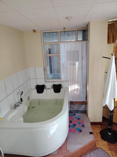 Gallery image of HOTEL CARIBEAN REAL in Latacunga