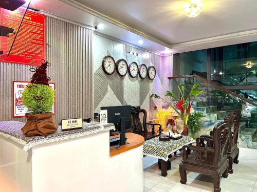 Posezení v ubytování Vườn Cam Hotel Cao Bằng