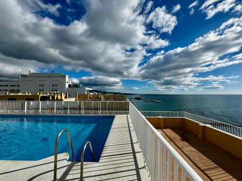 Beachfront Bliss, on the Promenade - EaW Homes